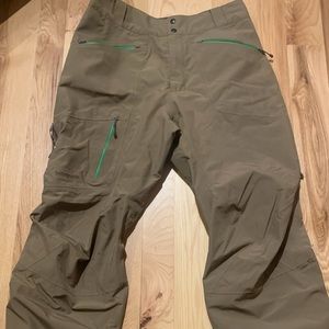 Men’s Patagonia Goretex Ski Pants